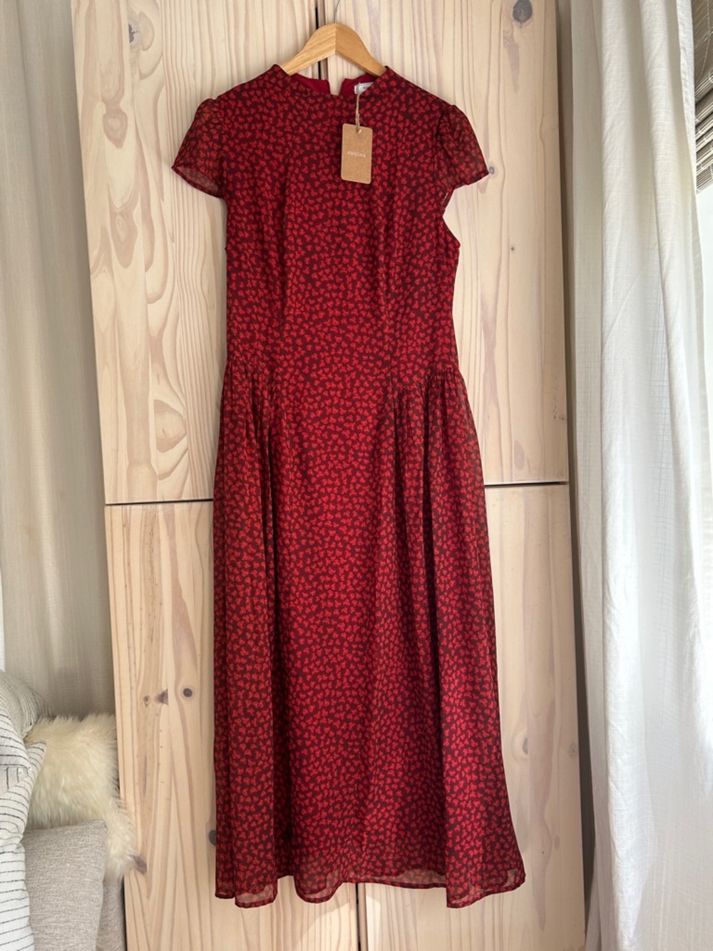RIHOAS Red Floral Maxi Dress with Short Pleated Cap Sleeves